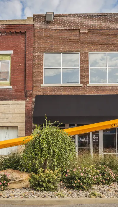 Large pencil attraction with families surrounding it.